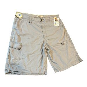 NWT Wrangler Preformance Series Cargo Shorts Gray Size 40